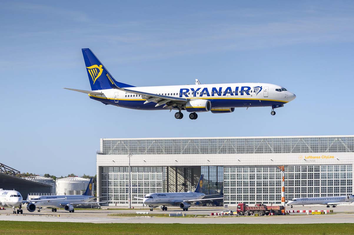 Italy fines Ryanair over travel agency restrictions